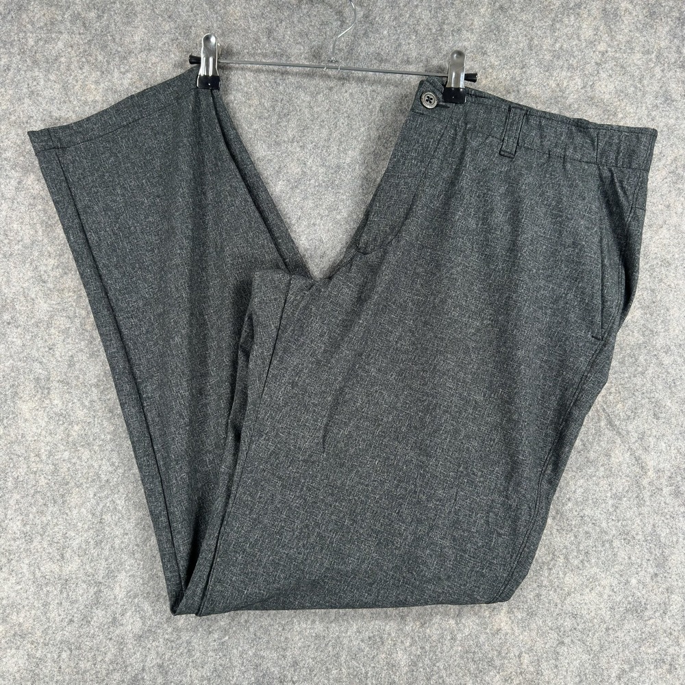 Under Armour Showdown Vented Golf Pants Mens 34x33 (Tag 38x34) Gray